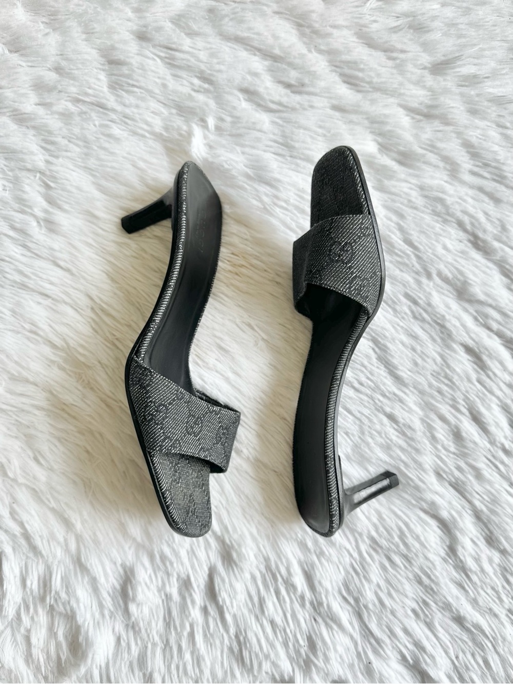 Vintage Gucci Tom Ford Monogram Kitten Heels - Picture 3 of 7